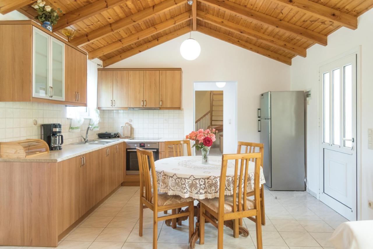 Villa Armonia Vitalades Exterior photo